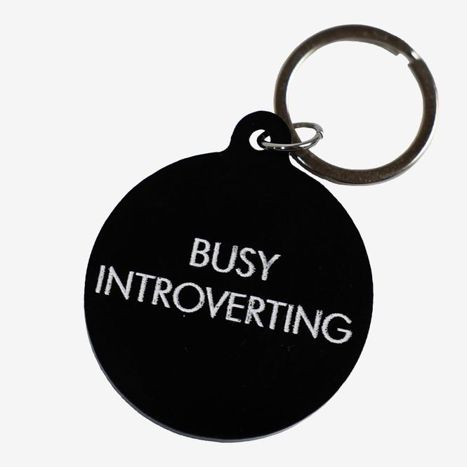 Hovedbilde Busy Introverting Nøkkelring